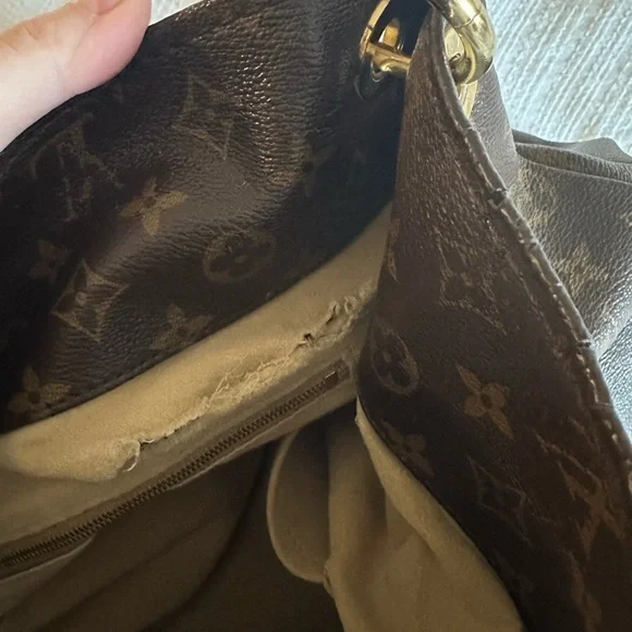 ✨Louis Vuitton Artsy MM - Picture 14 of 16